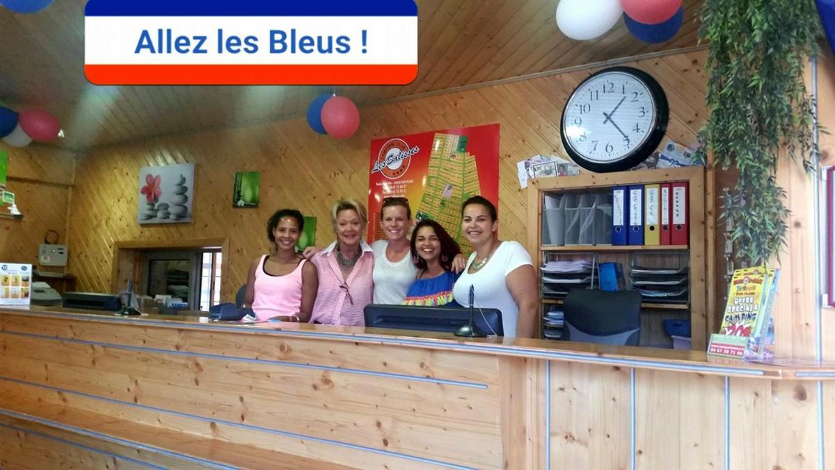 Camping Les Salisses - Maeva Виас Екстериор снимка